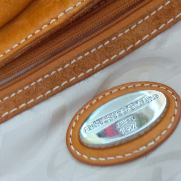 Leather handbag - Picture 8 of 16